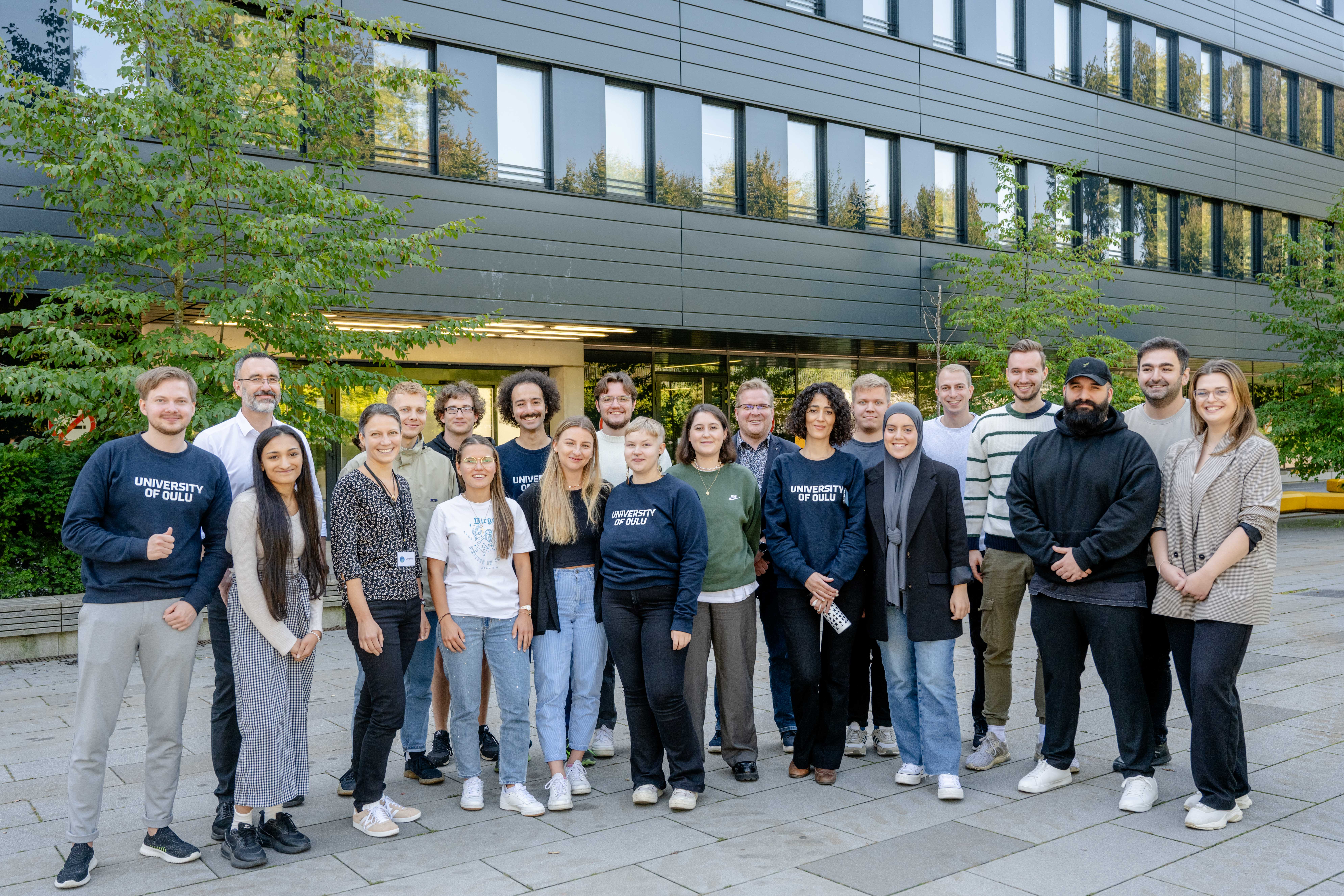 16 Studierende aus Deutschland und Finnland der UNIC Summer School 