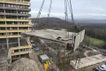 35-Tonnen-Deckenelement aus Decke über E6