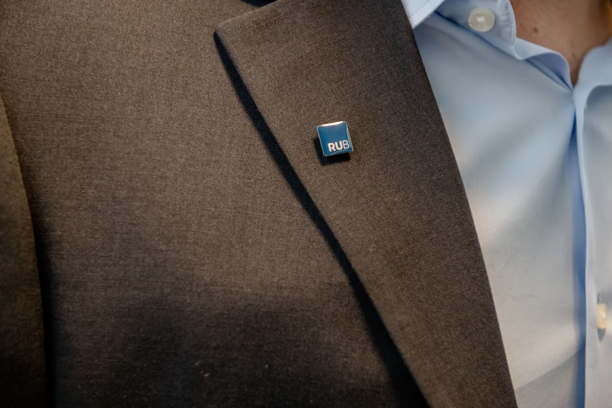 RUB pin