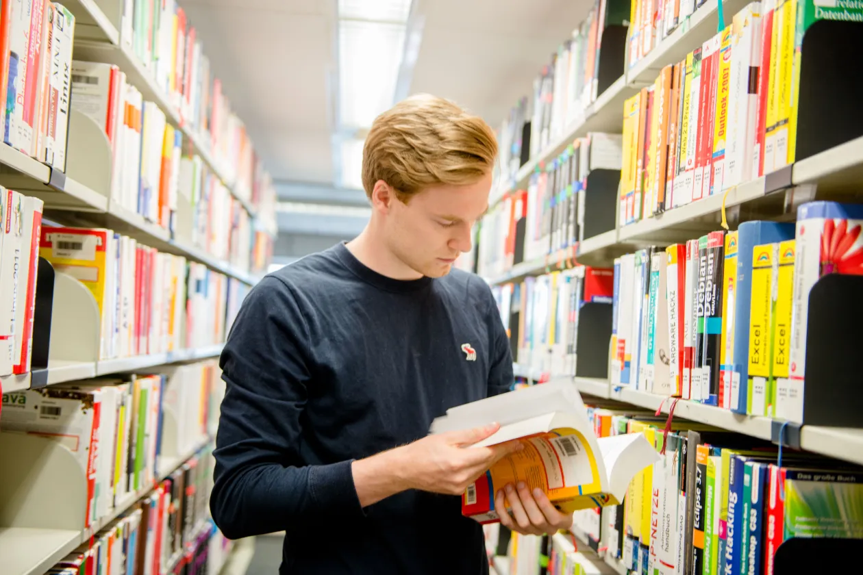 Student in the libary