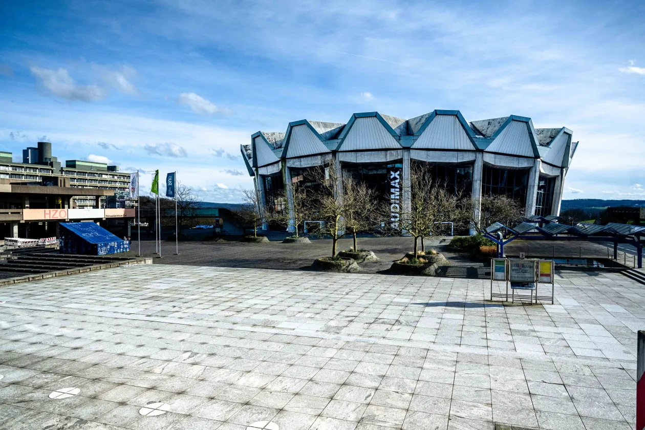Forumsplatz und Audimax