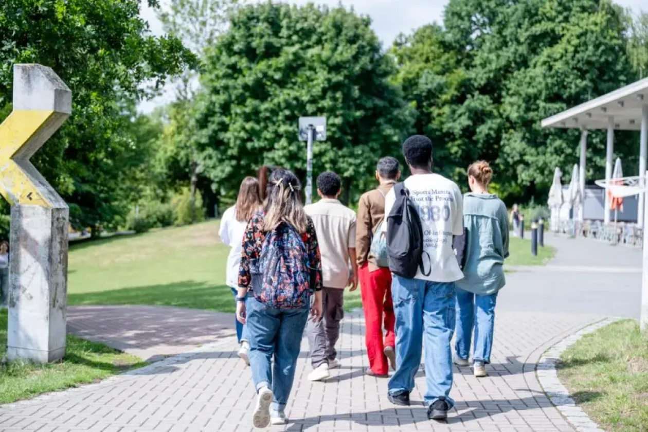 Preis für Lehrkräfte PLUS