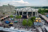 Beim Sommerfest der RUB wird das Forum zur Bühne. 