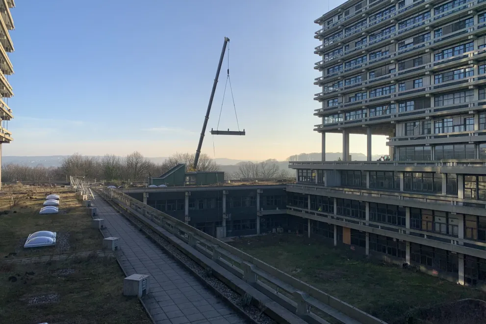 Demontage Balkon NABF Süd_3