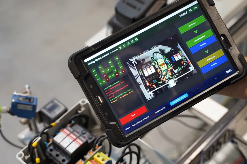 Display einer Steuerung in der Lehrlernfabrik