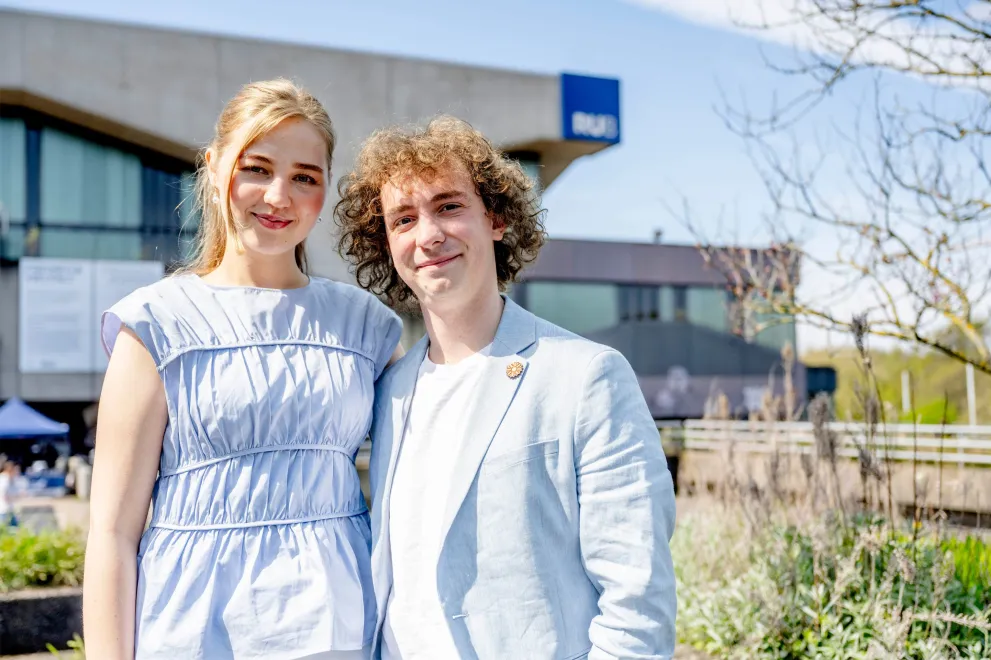 Seit April 2026 die UNIC-Studierendenvertretungen der RUB: Amalia Nawrocki und Alexander Lueg