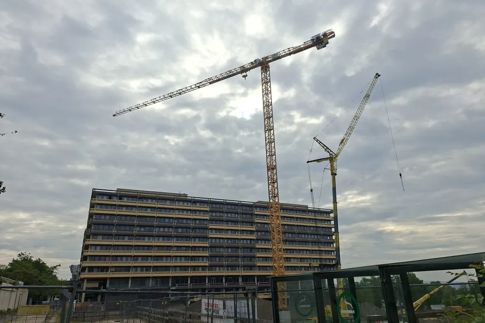 ENB GC der erste Trumdrehkran steht
